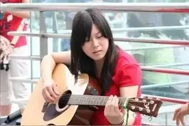 “西单女孩”16岁闯北京，20岁成名身价过亿，如今怎样了？图片