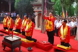中国人的宗教观：别问我信不信，先问你灵不灵图片