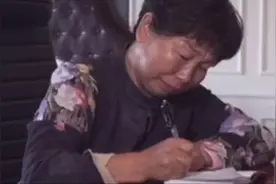 错换人生28年患癌男子拿到10万先予执行赔偿款，生母写信鼓励儿子战胜病魔，即便最后关头“死了都要爱”图片