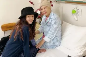 男友的妈妈去世，他想让我去送他母亲最后一程，我是拒绝还是同意图片