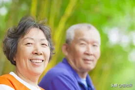 养老保险出现缺口的主要原因是什么呢？图片