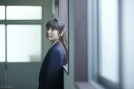 高考结束了，我鼓起勇气对暗恋的女生表白，结果却让我难以接受图片