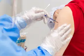 第二针比第一针疼？打完疫苗不能洗澡？这些疫苗困惑有了最新释疑图片