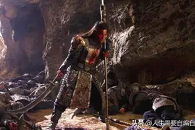 中国军队死战不退，为何欧洲动不动就几十万人投降？他们更怕死？图片