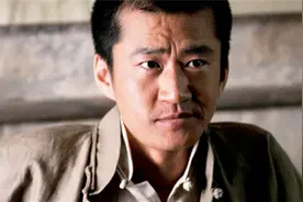 演员也如此“落魄”了？拍戏10年欠债10万，转身直播1年就还清了图片