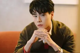 盘点身高超过一米九的男艺人，大长腿无处安放，长得还那么精致图片