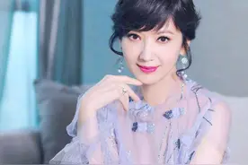 她被称为泰国版“赵雅芝”，73岁看起来像37岁，堪称冻龄女神图片