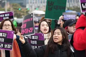 6B4T：从韩国到中国，这些女孩选择过一种更彻底的独身生活图片