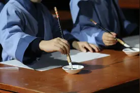 关于名人尊师重教的素材图片
