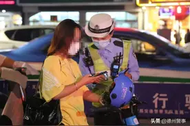 #德州#德城区“白+黑”全天候严查！事关安全头盔和文明养犬图片