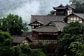 距泸州138公里，藏有一座红色历史古镇，被称为泸州“小山城”图片