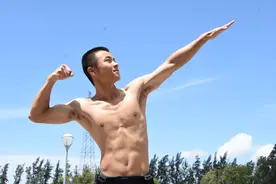夏日超燃大片震撼来袭！火焰新蓝，肌肉猛男！图片