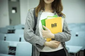 大学选修课怎么“抢”？大一新生要提前了解，否则学分不好拿图片