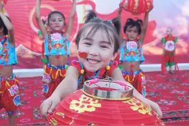 【庆祝中国共产党成立100周年】唱响百年辉煌 凝聚奋进力量图片