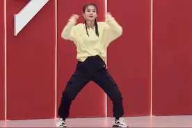《浪姐2》姐姐们真努力，李菲儿张馨予跳得酷，贾青跳得大家乐了图片