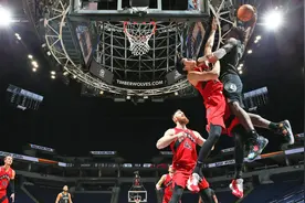 进NBA一年，他又长高了5厘米？19岁单场42分，他想成为下一个乔丹图片
