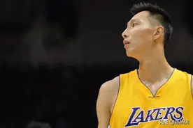 天妒英才还是命运多舛？——详解16年易建联缘悭湖人的背后故事图片