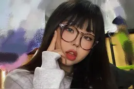 上海女大学生身材匀称，追求力量训练，喜欢打造臀部线条图片