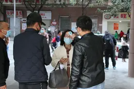 红河州事业单位笔试今日开考，4200名考生到个旧4个考点展开角逐图片