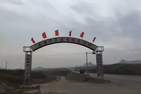 她卖掉别墅收养118个孤儿，打着慈善幌子骗2千万，换20年牢狱之灾图片