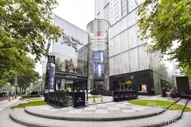 与爱马仕比邻而居，始祖鸟飞向“运奢”枝头？图片