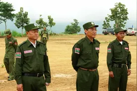 “小中国”佤邦：讲中国话，用人民币，向中国捐助48万只口罩图片