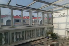 房顶漏水就能搭出违建阳光房？城管队员上门化解难题图片