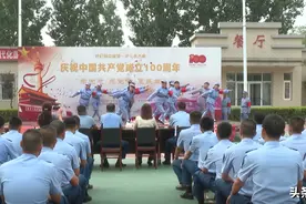 庆祝中国共产党成立100周年“七进”文艺演出走进驻鹿某部队图片