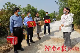 罗山县90后“女猪倌”赵盼盼：昔日疫期宰猪杀羊 今朝登门健康护航图片
