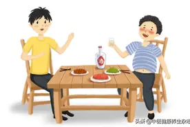 喝完酒，脸上出现了很多“血点”，这是酒精过敏吗？图片