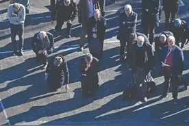 出离愤怒！70年间，216000名儿童在法国天主教会被性侵图片