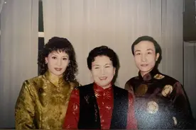 2婚4子的赵本山：老大懂事，老二去世，一对龙凤胎让人操心图片