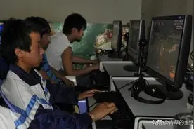 小学生为什么痴迷网络游戏图片