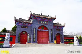 陕西凤翔九顶莲花山，西北第一佛山，秦穆公曾在这里狩猎图片