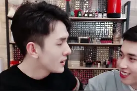 李佳琦、小助理：陪你功成后，我身退图片