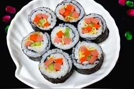 韩剧里的紫菜包饭，原来很容易做，以后在家也可以吃到了图片