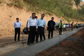 郭宏督导调研常乐镇道路改造情况图片