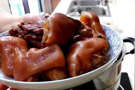 自制卤猪手，软糯脱骨，吃起来满口留香，太解馋了图片