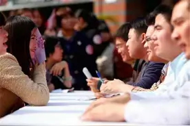 在中国，找个身高1米7年入20万的老公，到底有多难？图片