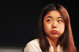 7岁出书的蒋方舟，32岁了，却写出了7岁孩子的稚嫩回应图片