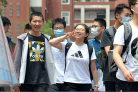 21年高考“怪事”，共17所985、44所211遇冷，只能被迫征集志愿图片