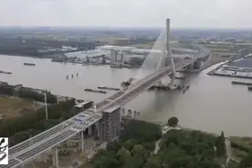 黄浦江上又一座大桥通车啦，40分钟车程缩短到5分钟，居然还能走行人图片