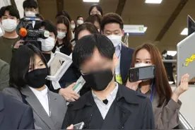 韩国法院公开首尔已故市长朴元淳涉嫌性骚扰的短信内容图片