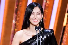 追剧停不下来，漂亮中年女演员们吼破天，韩剧顶楼收获顶级收视率图片