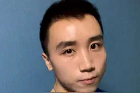 湖北“励志男学霸”：一年减肥112斤，同时被5所世界名校录取，斩获冠军！图片