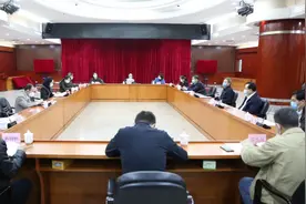 自治区广电局和广西广播电视台领导开展座谈交流活动图片