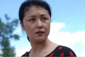 闫学晶真会代替于月仙演谢大脚？本山传媒和王小宝正面回复了图片