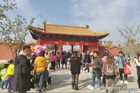 商丘市动物园开放，人气超爆棚！老虎都“吓傻”了！附高清图片图片