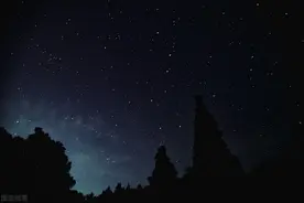 从诗词的夸张手法里，感知诗歌的奔放之美图片