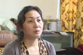 豪门父亲去世留下亿万遗产，四胞胎子女读不起书，大伯：还债了图片